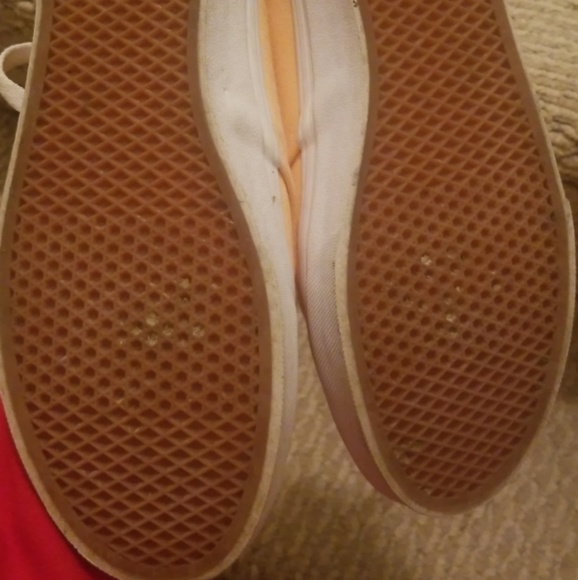 VANS - Picture 3 of 4